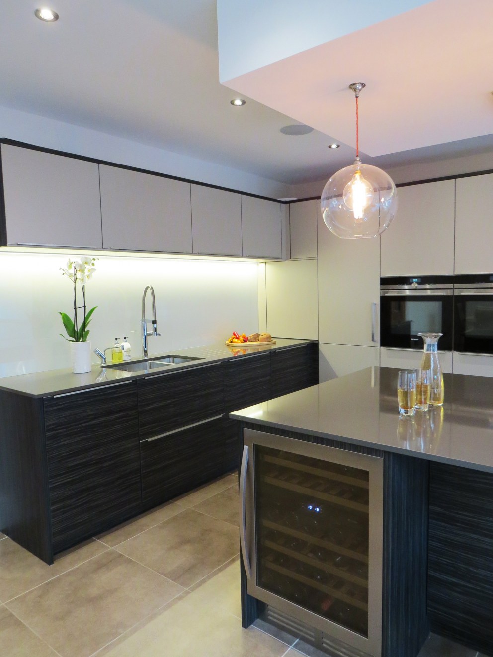 St George's Hill | Island with wine cooler | Interior Designers